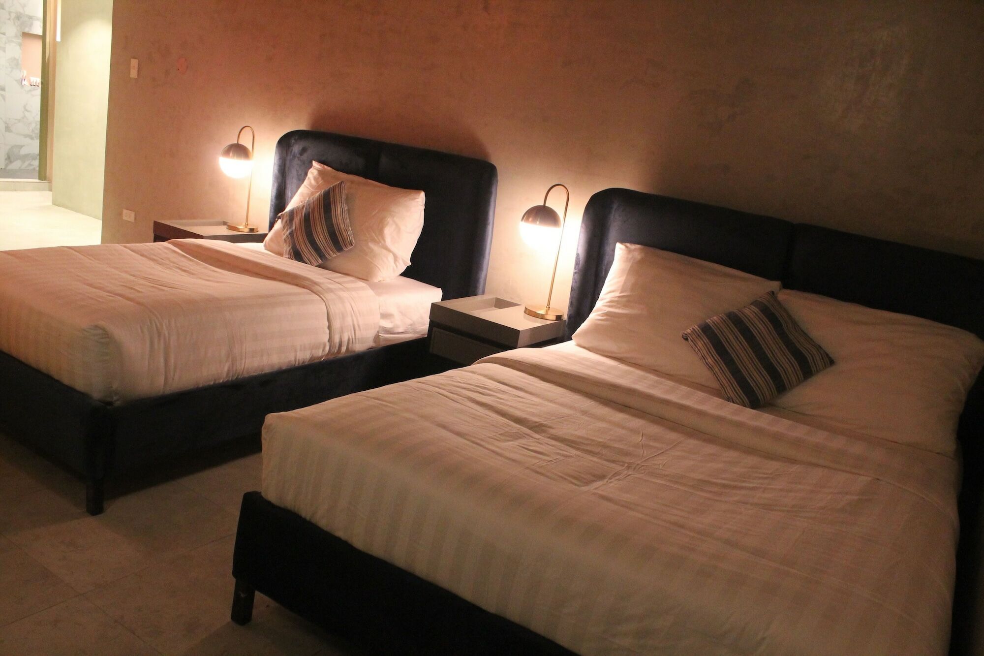 Citizen Hotel Mandaluyong Ngoại thất bức ảnh